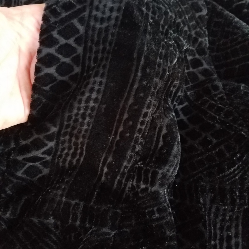 Romper - Picture 2 of 4
